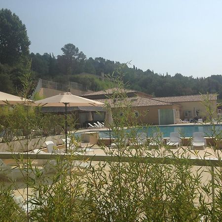 Appartement Dans Residence - Le Domaine De Camiole Callian  Εξωτερικό φωτογραφία